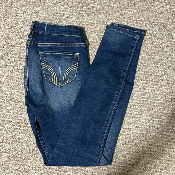 Hollister low-cut skinny jeans - Picture 3 of 3
